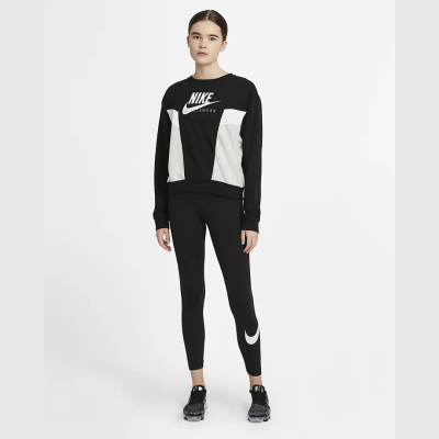 Легінси жіночі Nike Sportswear Essential CZ8530-010