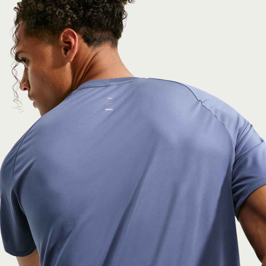 Футболка чоловіча бігова NIKE   Dri-FIT ADV HV5203-491 - Зображення №2