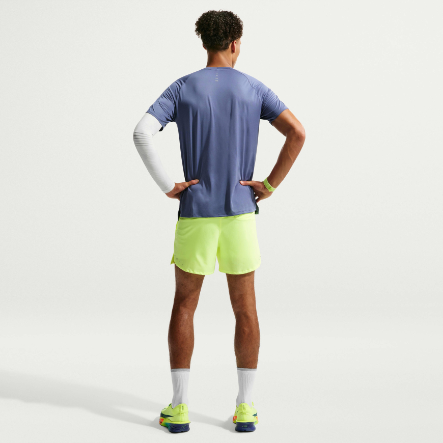 Футболка чоловіча бігова NIKE   Dri-FIT ADV HV5203-491 - Зображення №5