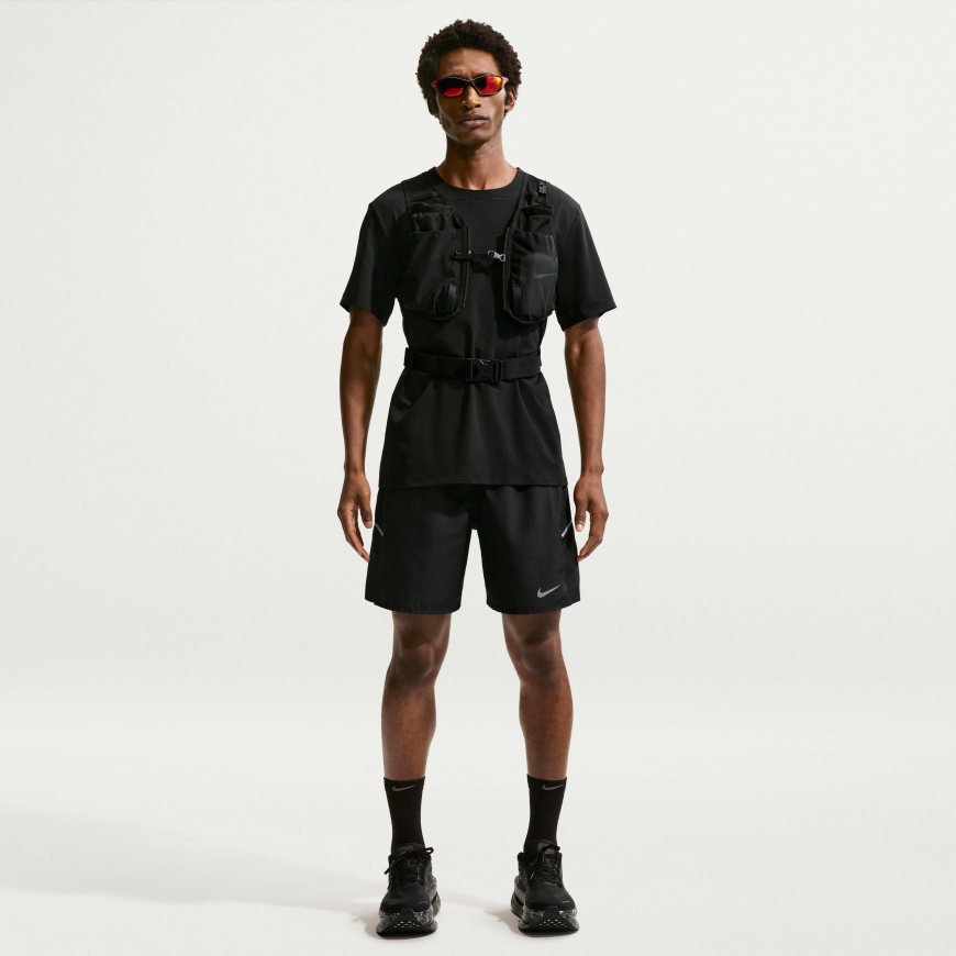 Шорти Чоловічі бігові NIKE  Dri-FIT 2-в-1 7"  IF2054-010 - Зображення