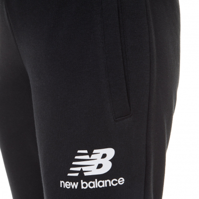 Спортивні штани New Balance Essentials FT WP03530BK