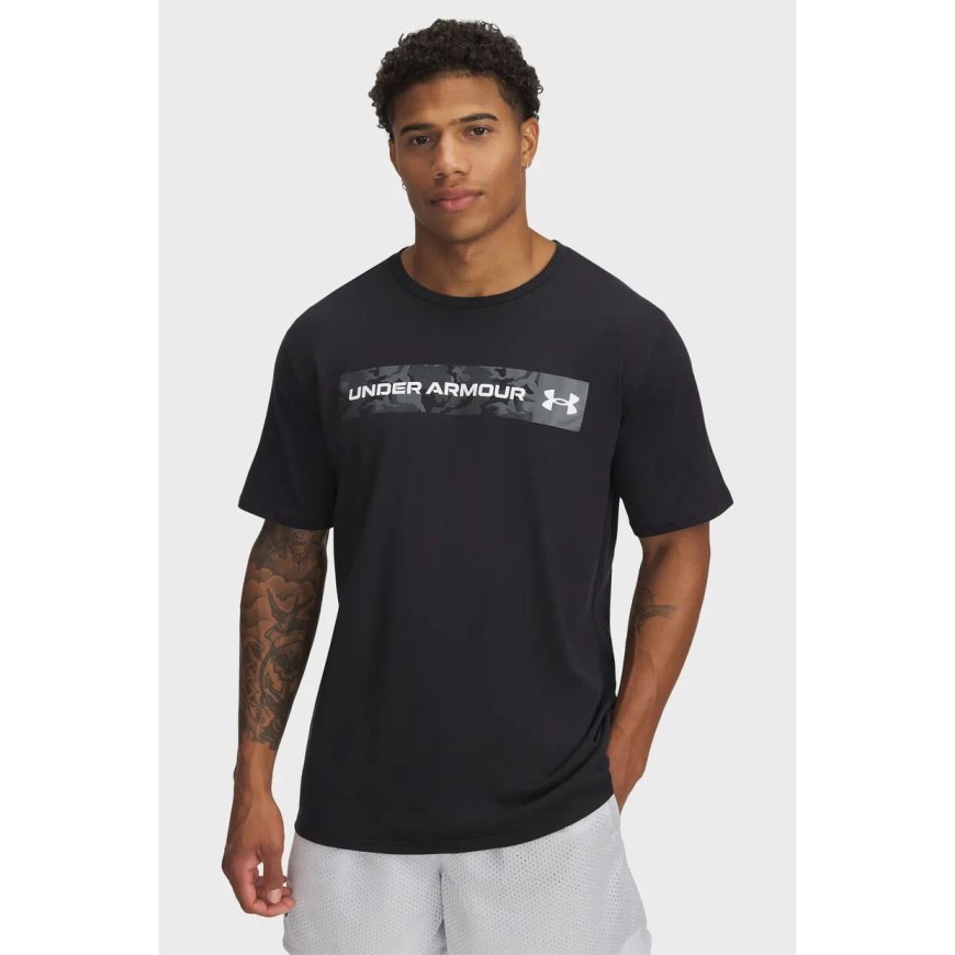 Футболка чоловіча Under Armour CAMO CHEST STRIPE SS 1376830-002 - Зображення
