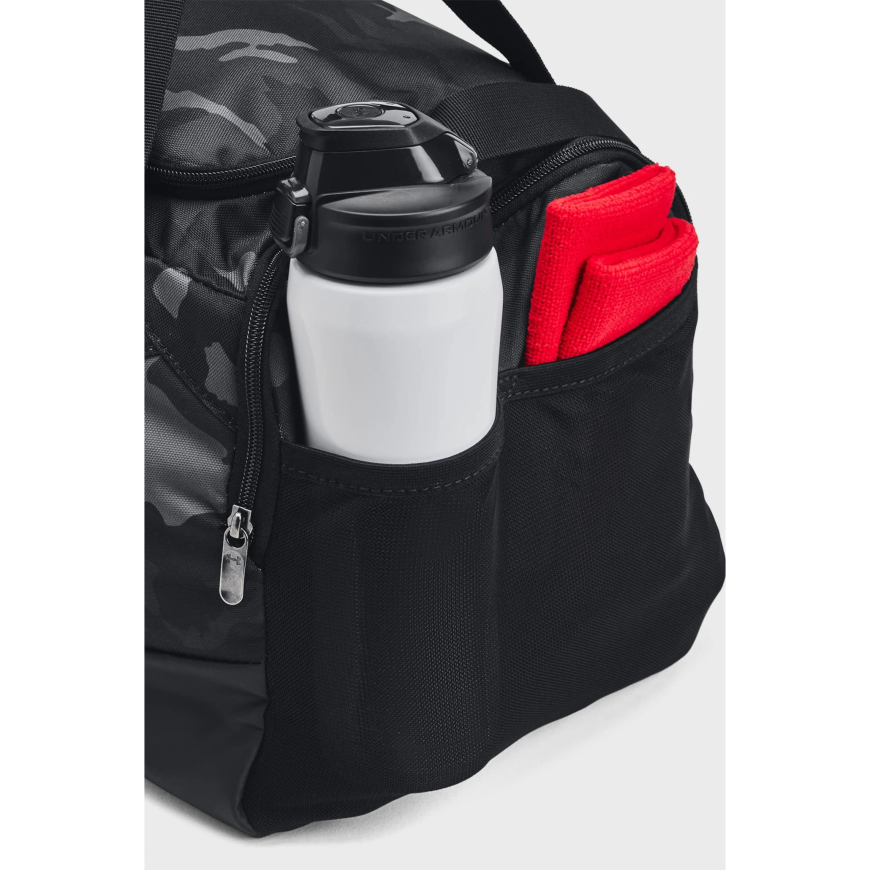 Чорна камуфляжна спортивна сумка Under Armour Undeniable 5.0 Duffle SM  1369222-007 Чорна камуфляжна спортивна сумка Under Armour Undeniable 5.0 Duffle SM  1369222-007 - Зображення №5