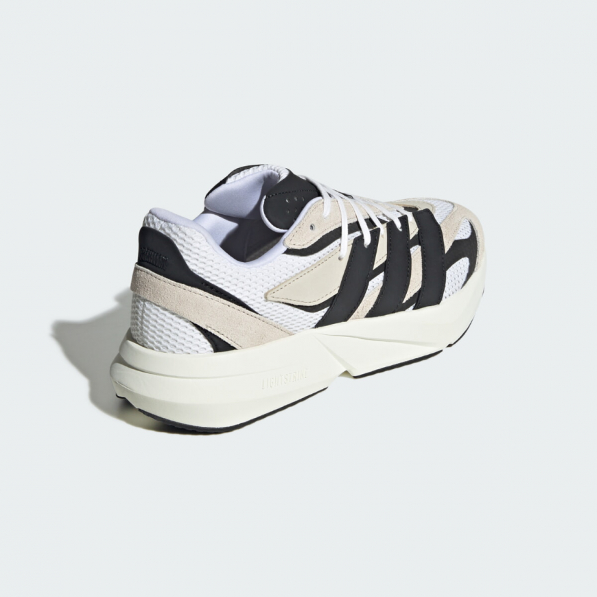 Кросівки чоловічі ADIDAS LIGHTBLAZE JH6944 - Зображення №4