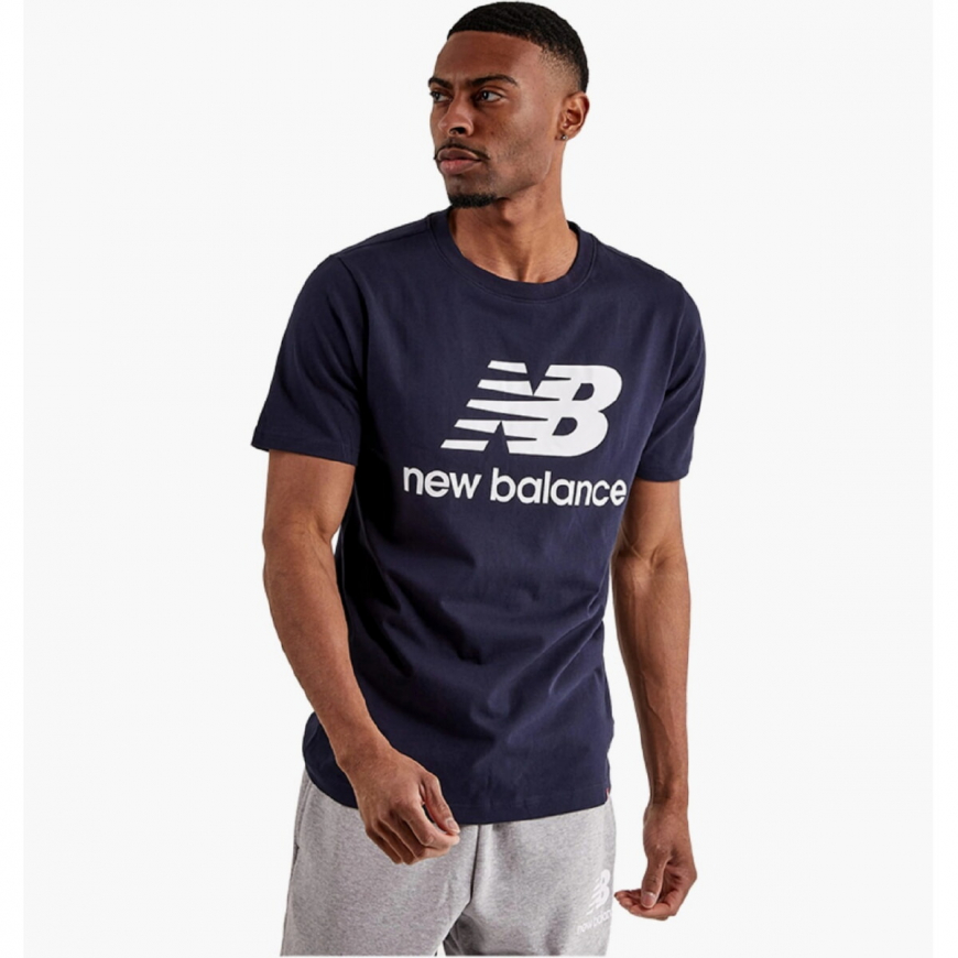 Футболка чоловіча New Balance BALANCE ESSENTIALS STACKED LOGO TEE MT41502NNY - Зображення