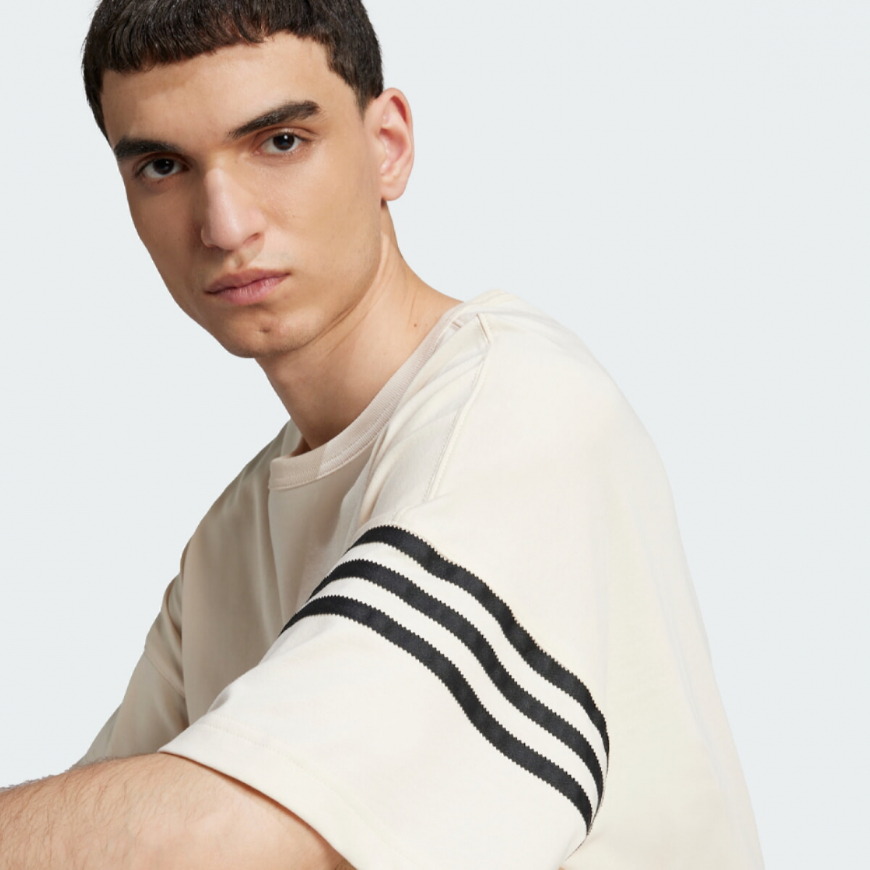 Футболка чоловіча ADIDAS NEUCLASSICS JC9933 - Зображення №4